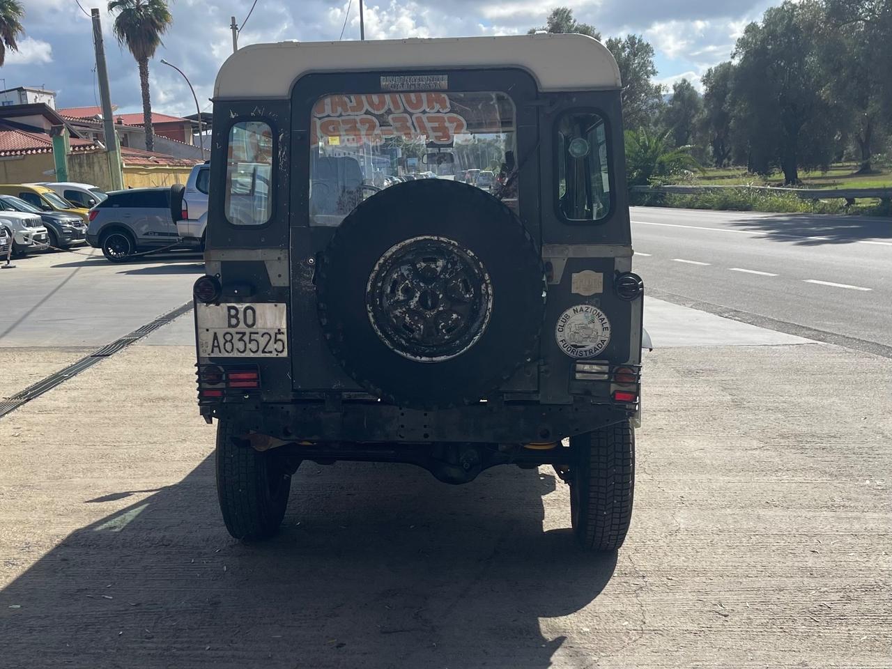 Land Rover Defender 90 diesel Hard-top