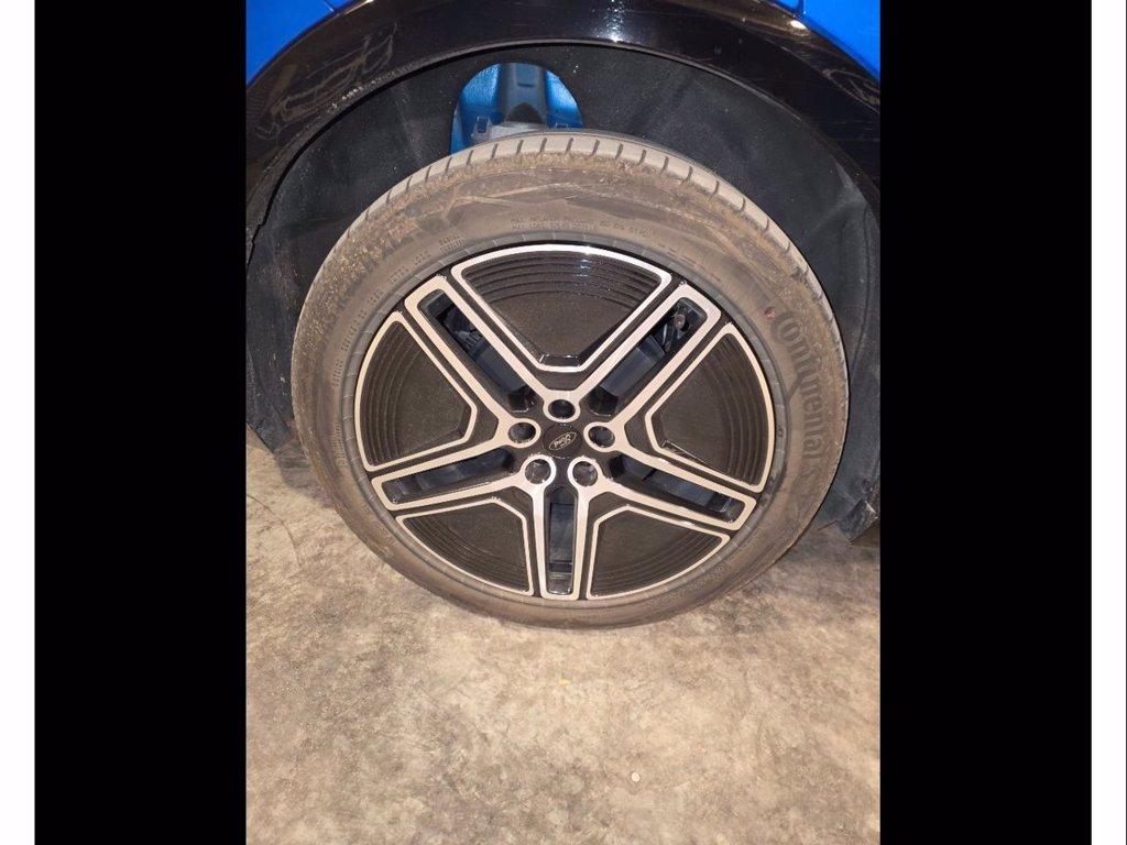 FORD Capri 77kwh extended range premium rwd del 2025