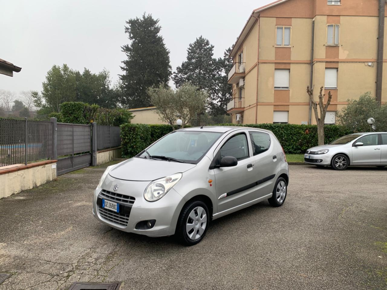 Suzuki Alto 1.0 GPL di serie