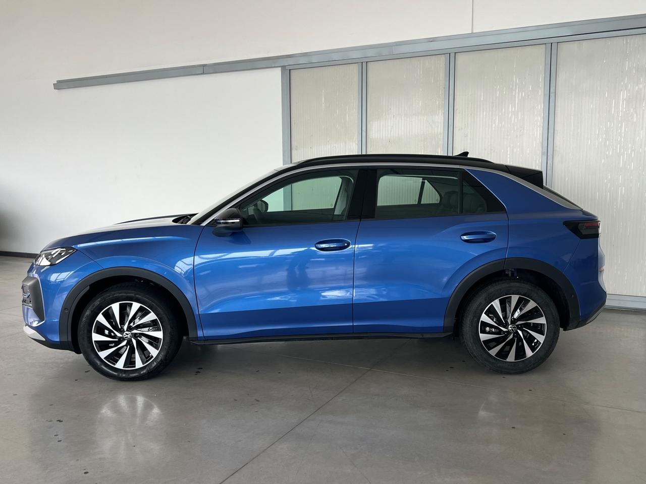Volkswagen T-Roc 1.5 eTSI ACT DSG Life - possibilità noleggio no scoring