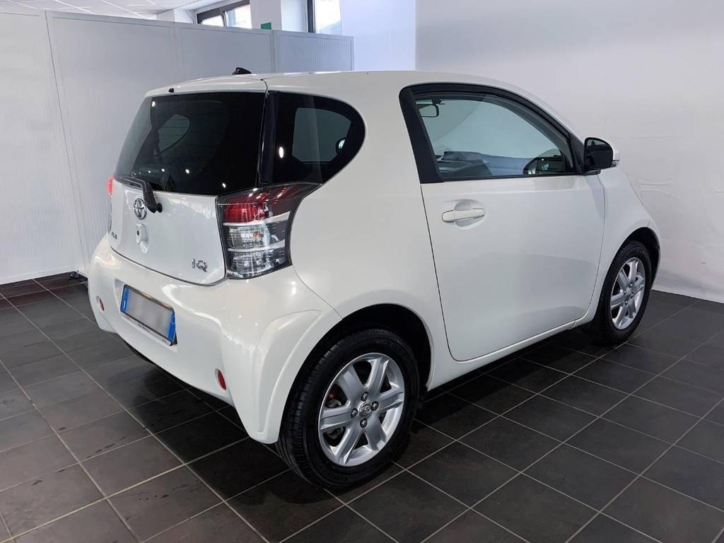 Toyota iQ 1.0 CVT