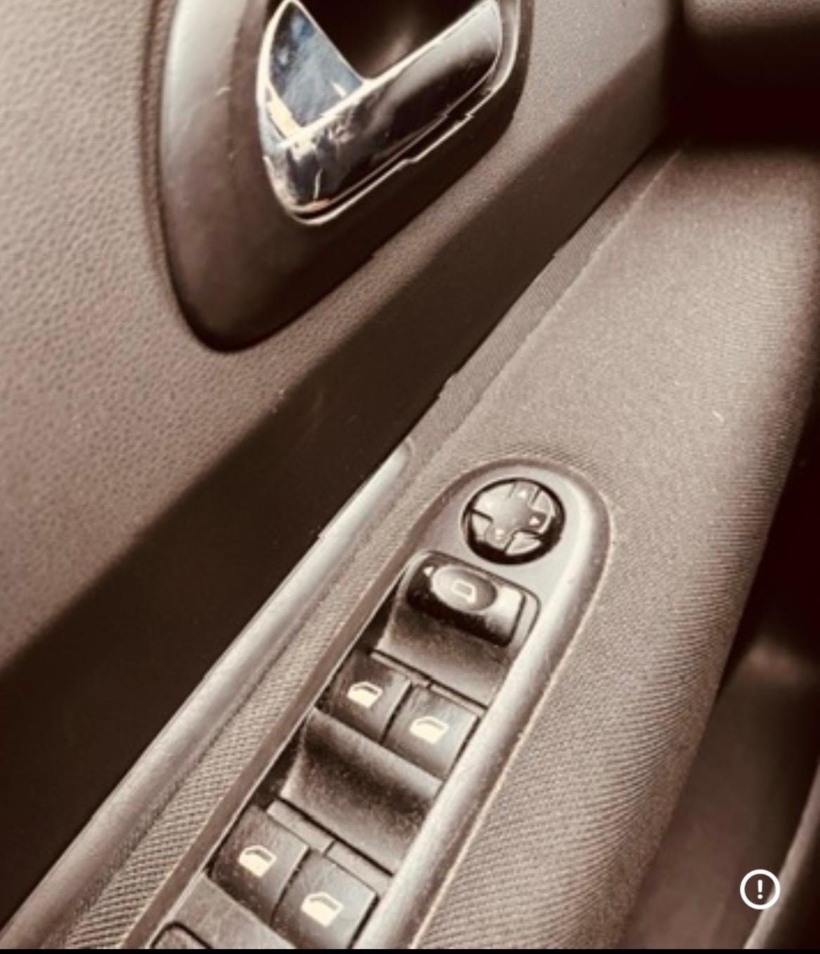 Peugeot 5008 1.6 HDi 112CV Business