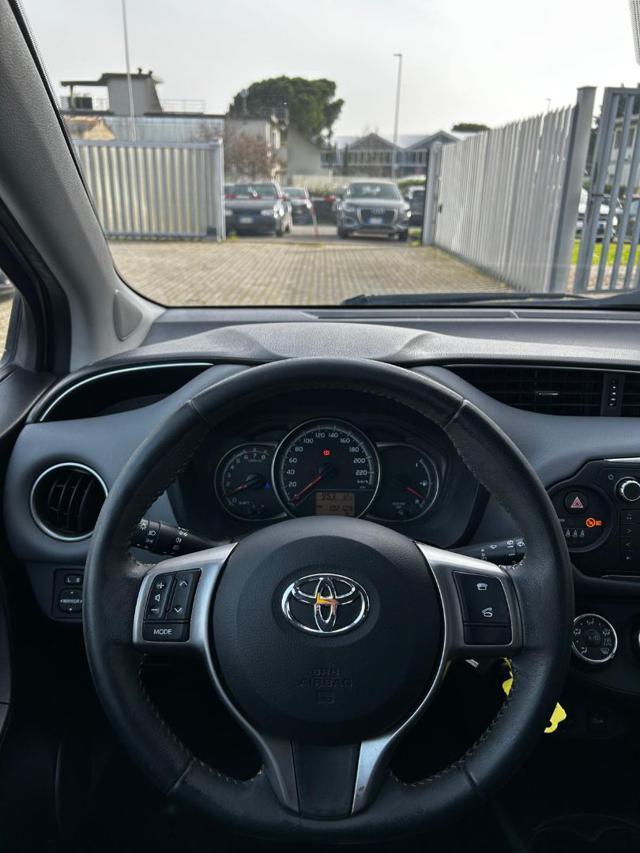 TOYOTA Yaris 1.0 5 porte Active NEO PATENTATO