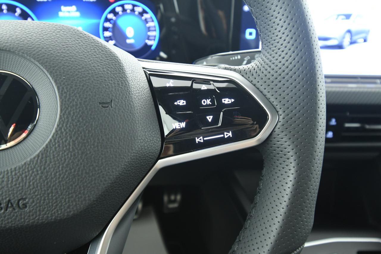 VOLKSWAGEN Golf 1.5 etsi evo R-Line 150cv dsg CAMERA+ALCANTARA+ACC+LED