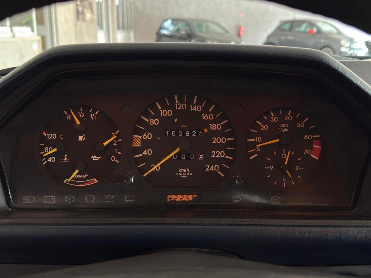 Mercedes E 300 CE Coupe
