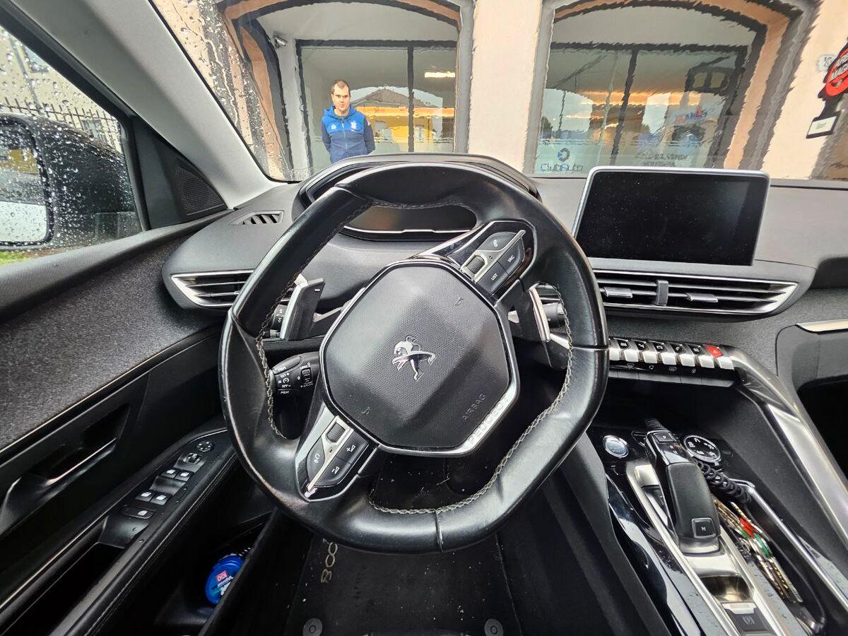 Peugeot 5008 1.2 pt t Allure s&s 130cv 7p.ti eat8