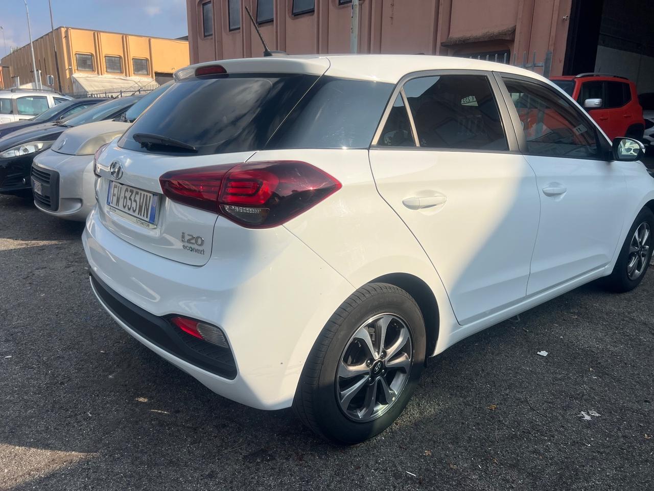 Hyundai i20 1.2 5 porte Econext Connectline gpl