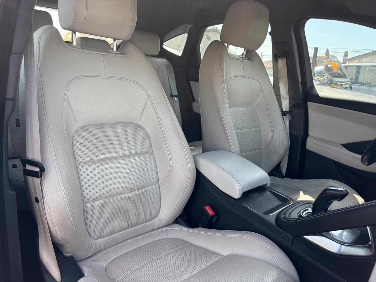 Jaguar E-Pace 2.0D 150 CV