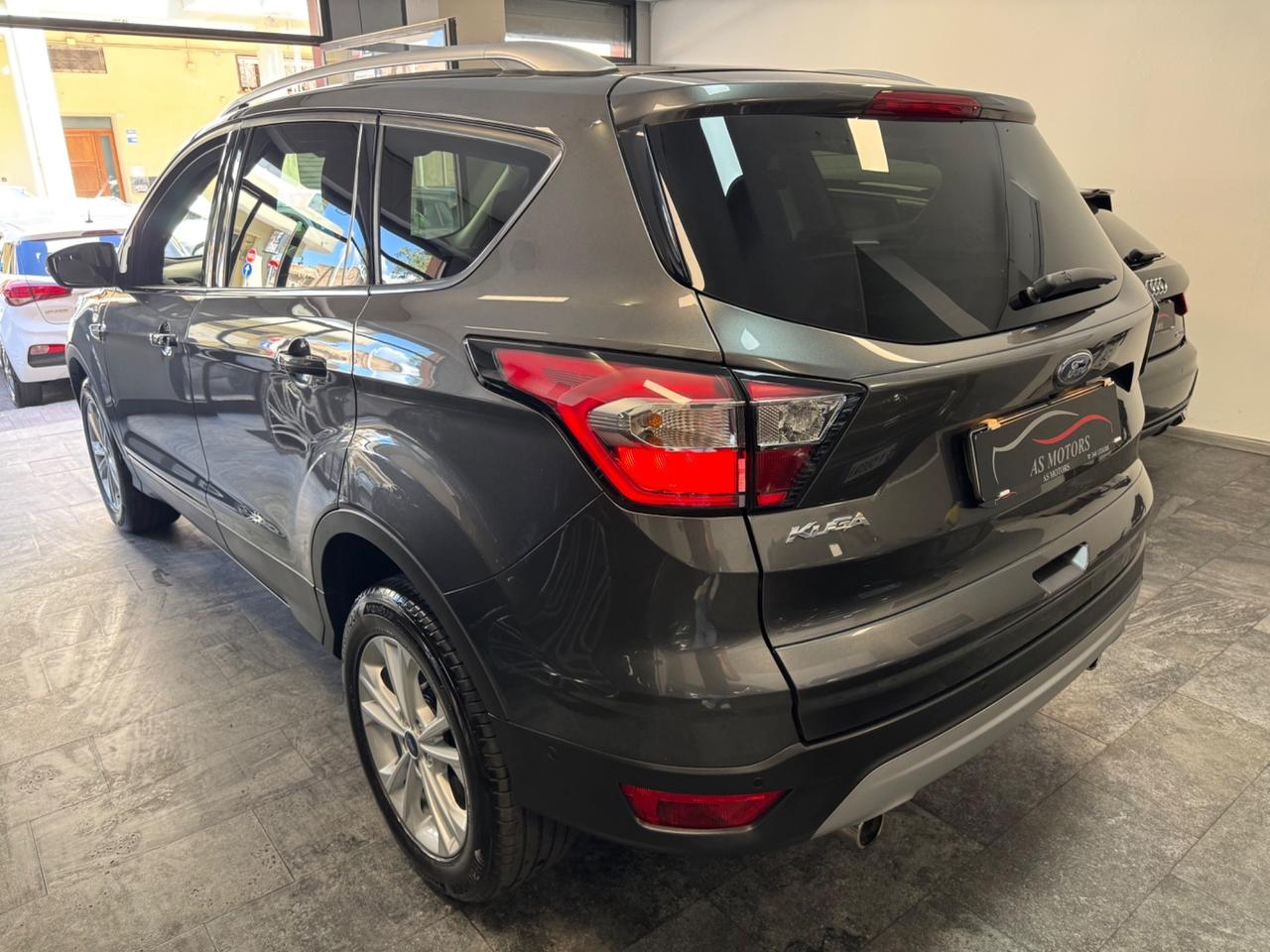Ford Kuga 1.5 TDCI 120 CV Titanium Finanziabile
