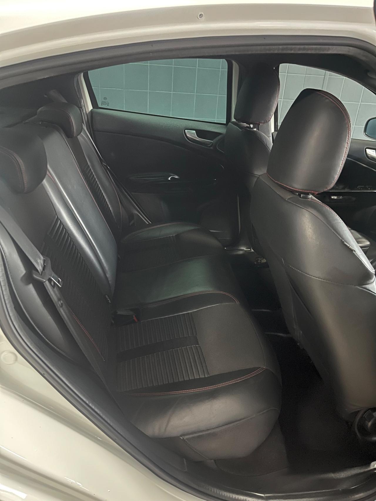 Alfa Romeo Giulietta 1.6 JTDm-2 105 CV Distinctive