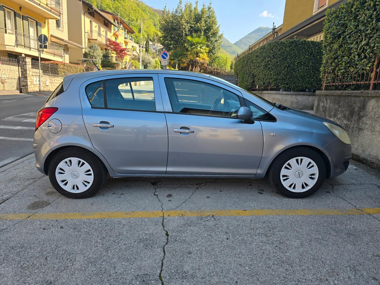 Opel Corsa 1.2 80CV 5 porte GPL-TECH Club
