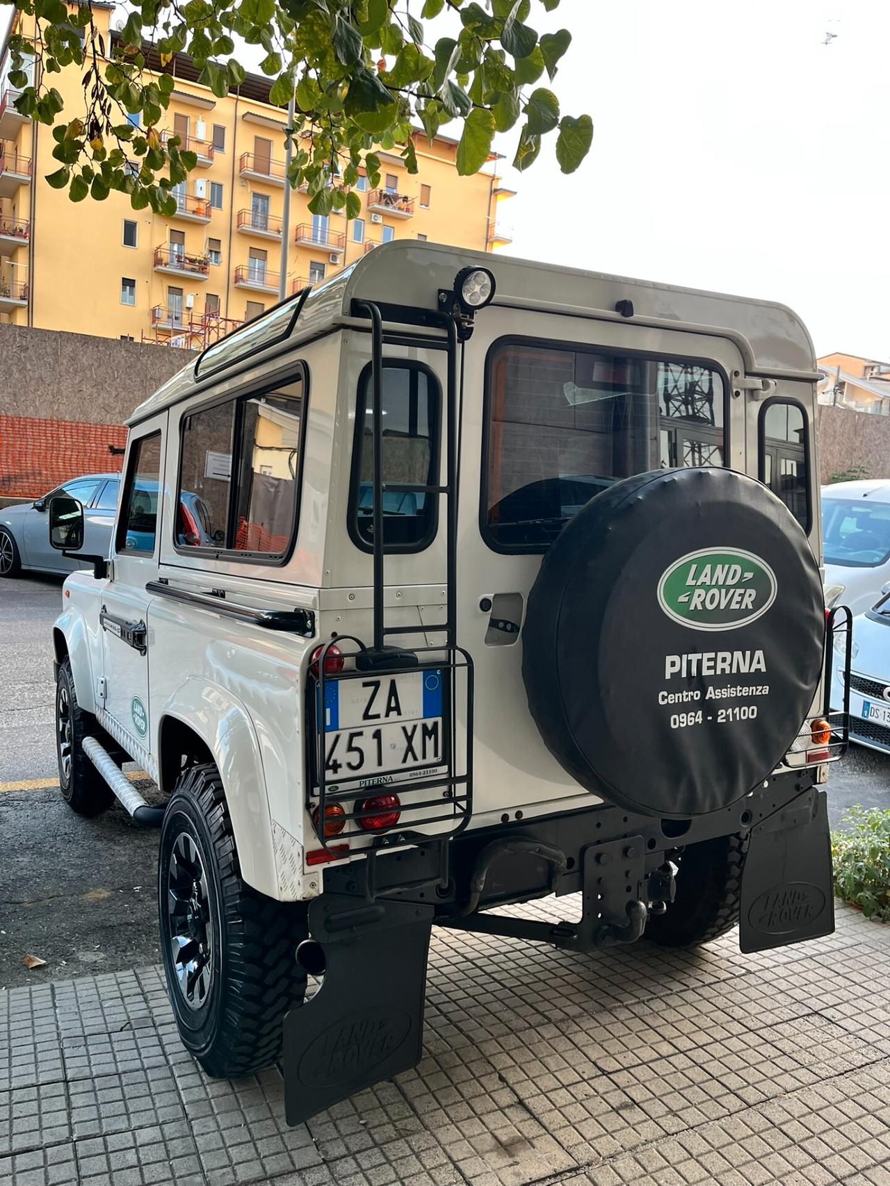 Land Rover Defender 90 2.5 Td5 Station Wagon SE