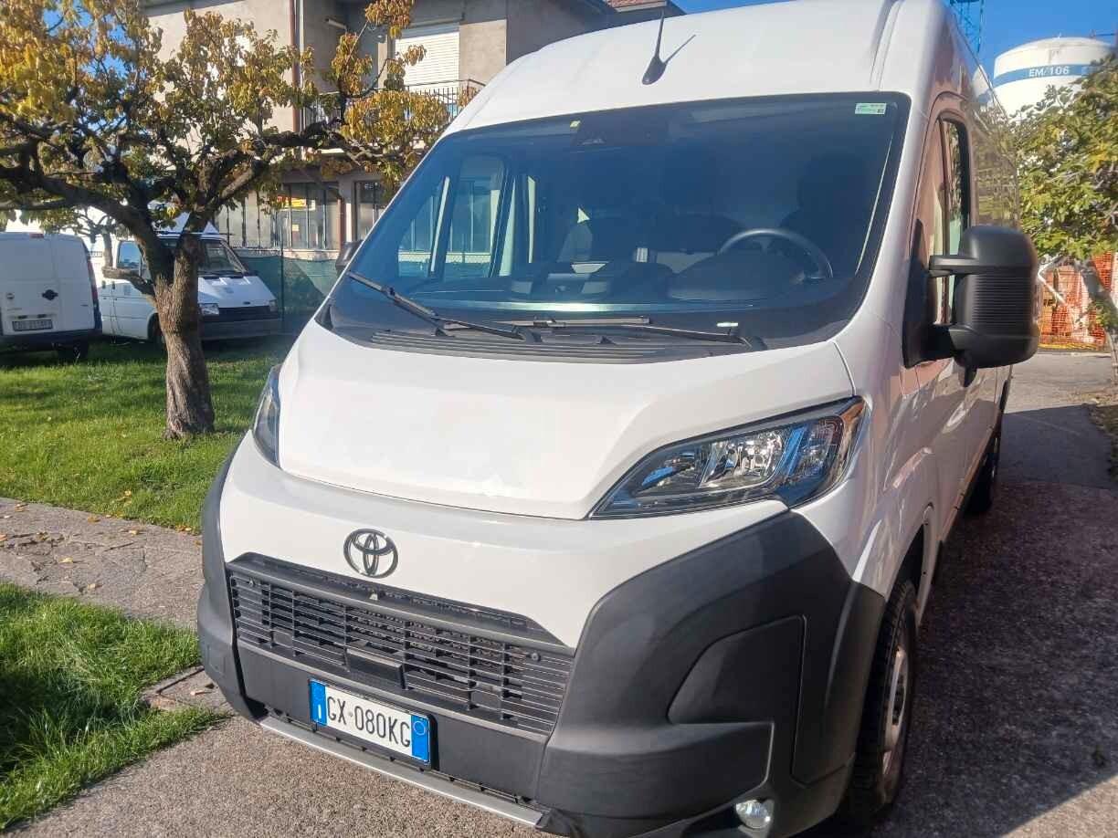 TOYOTA Proace Max 33 2.2 BlueHDi 120 CV L2 H2 ANNO 2024