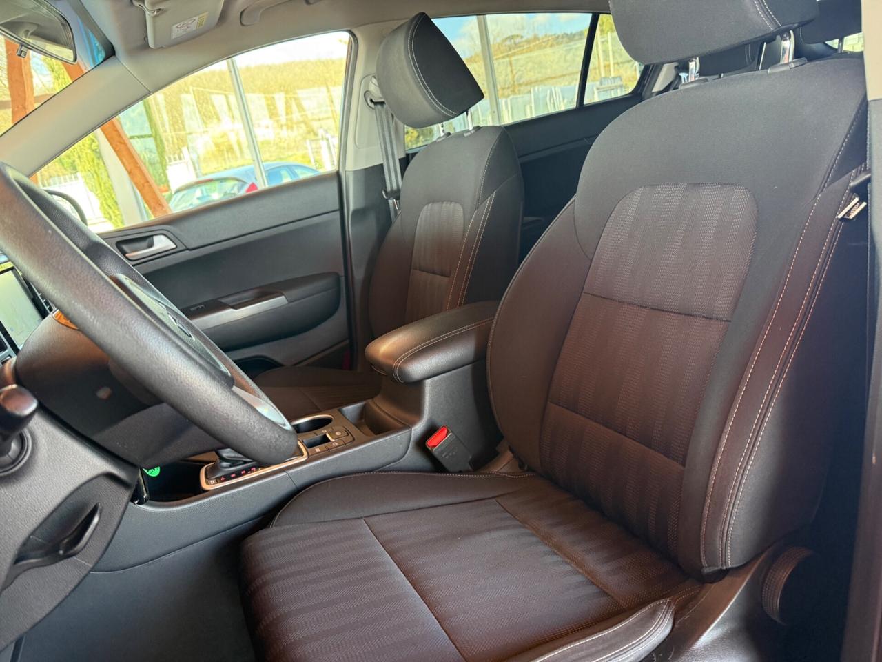 Kia Sportage 1.6 Diesel - Automatico - Neopatentati