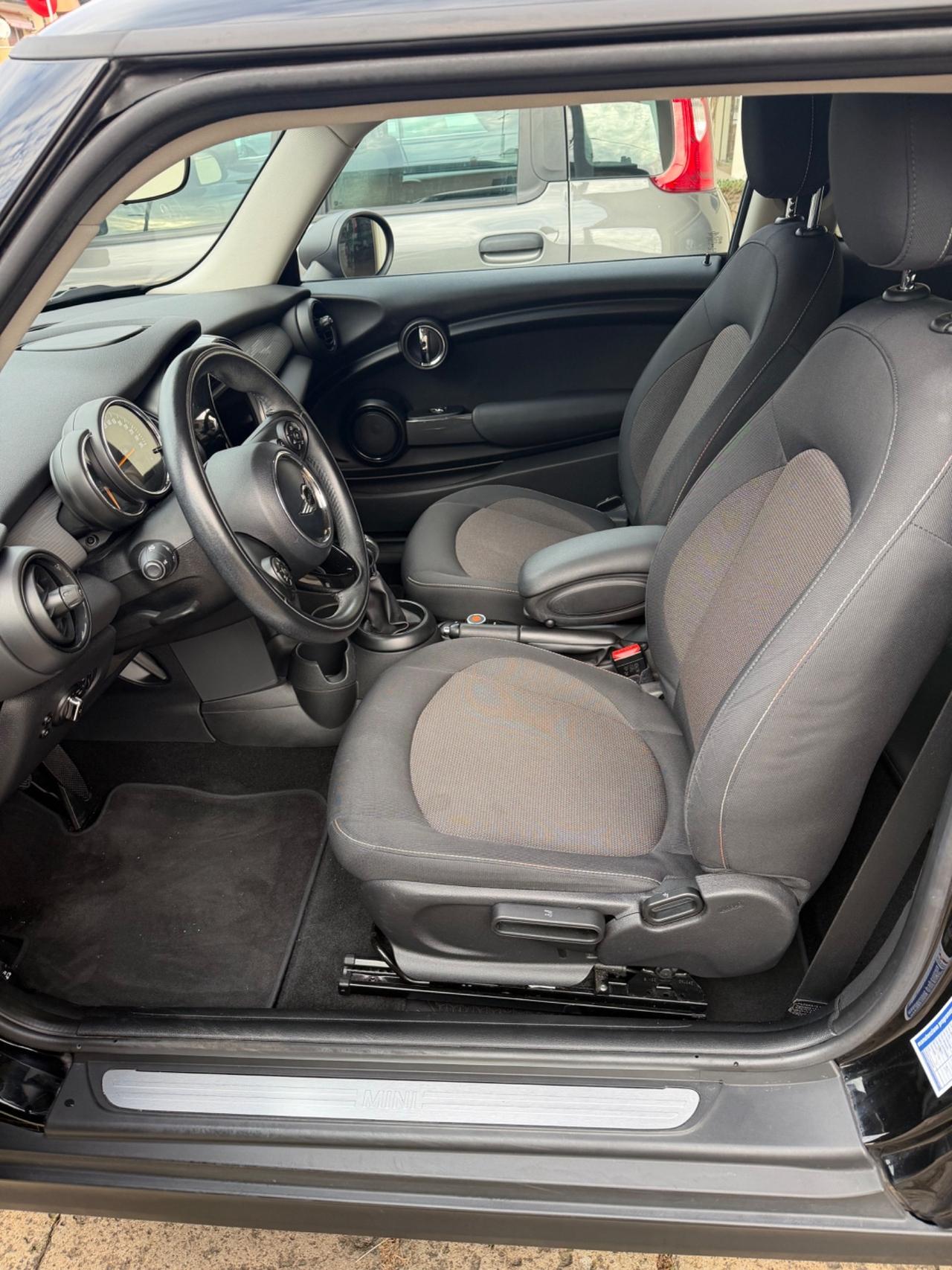 Mini 1.2 One 75 CV