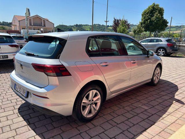 VOLKSWAGEN Golf 1.5 TGI DSG Life