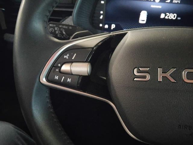 SKODA Kamiq 1.0 TSI 115 CV DSG Black Dots VIDEO 17"