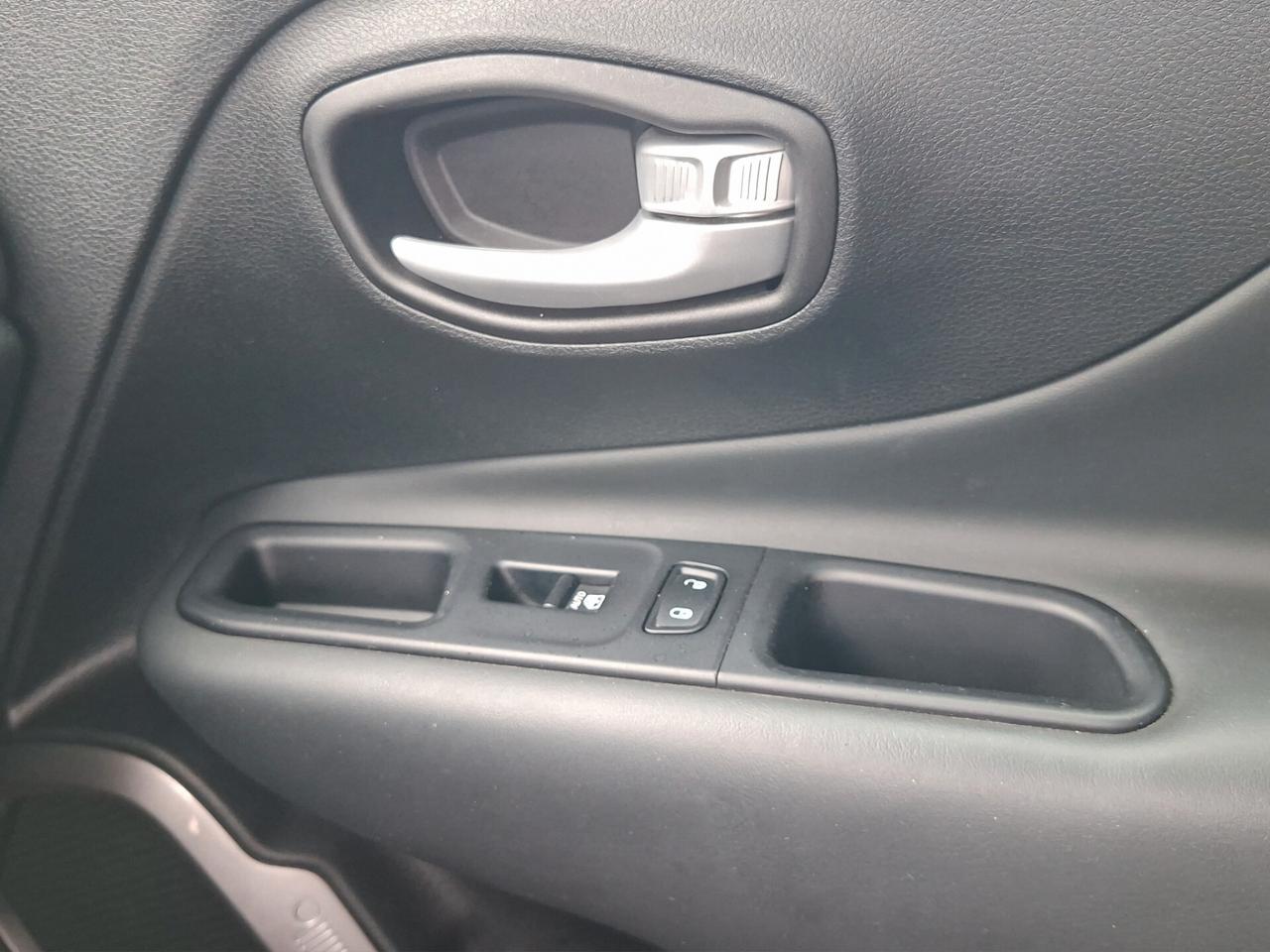 Jeep Renegade 1.5 Turbo T4 MHEV Limited