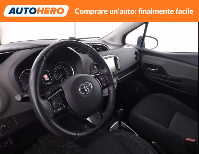 TOYOTA Yaris 1.5 Hybrid 5 porte Active