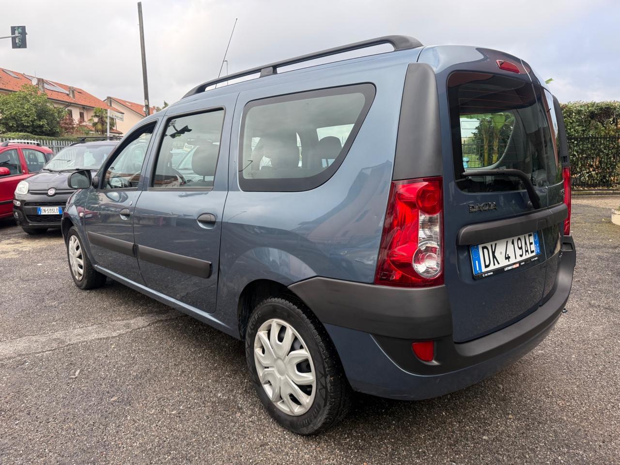 Dacia Logan MCV 1.6 16V 5 posti Lauréate