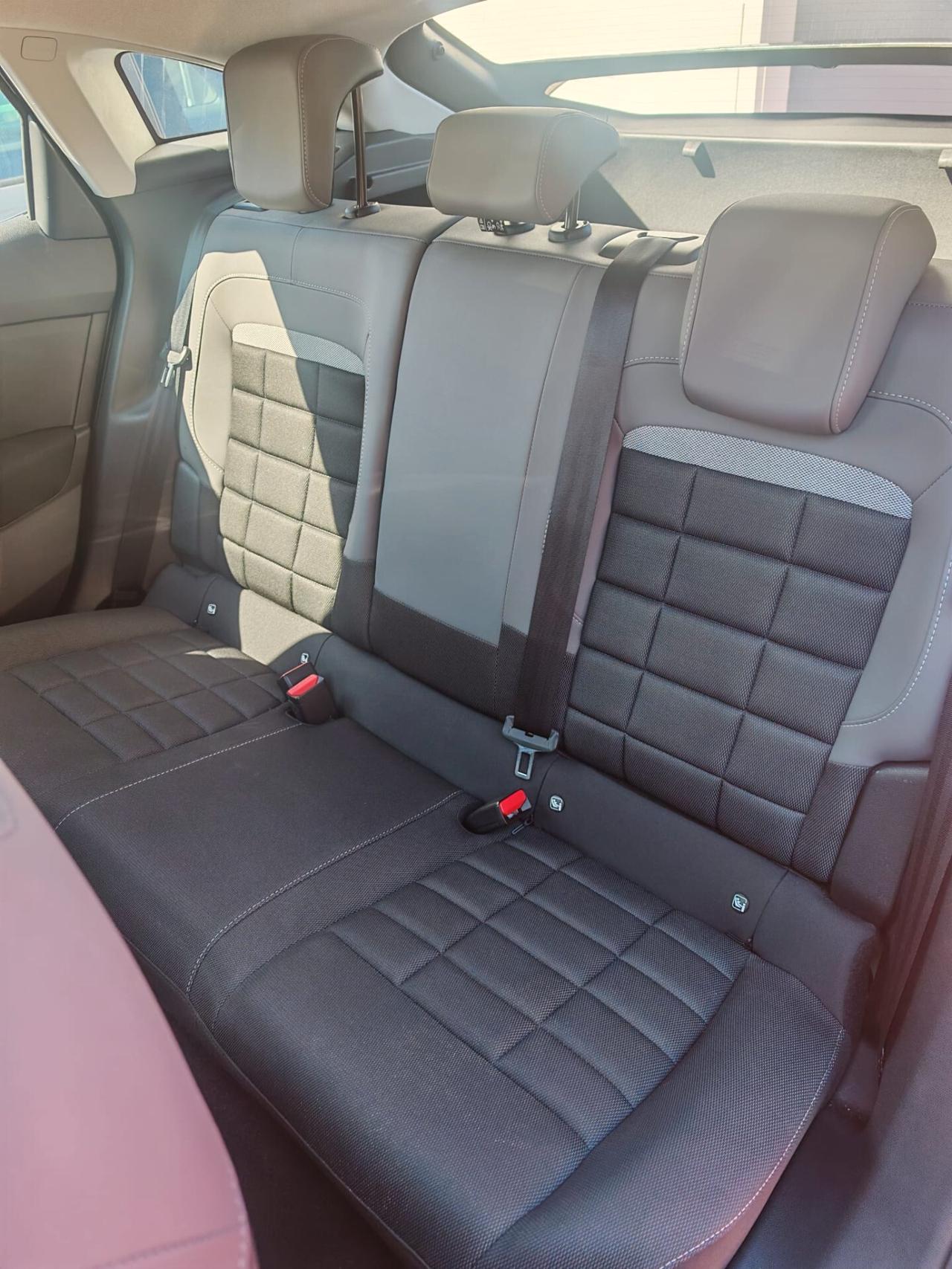 Citroen C4 PureTech 130 S&S EAT8 Plus