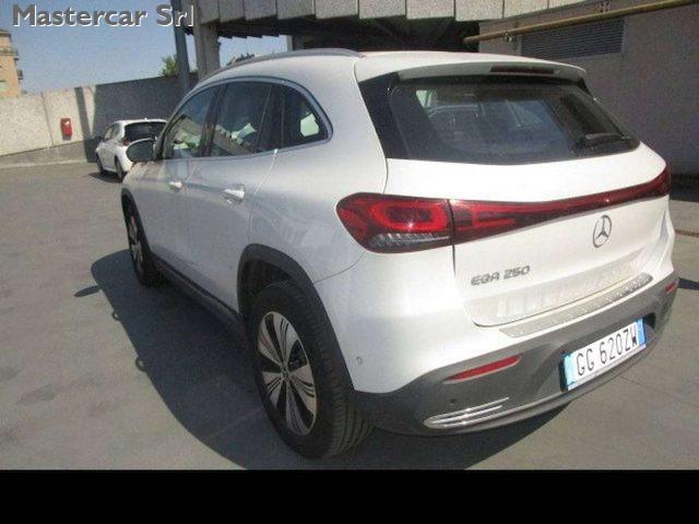 MERCEDES-BENZ EQA 250 - H243 2021 250 Sport - GG620ZW