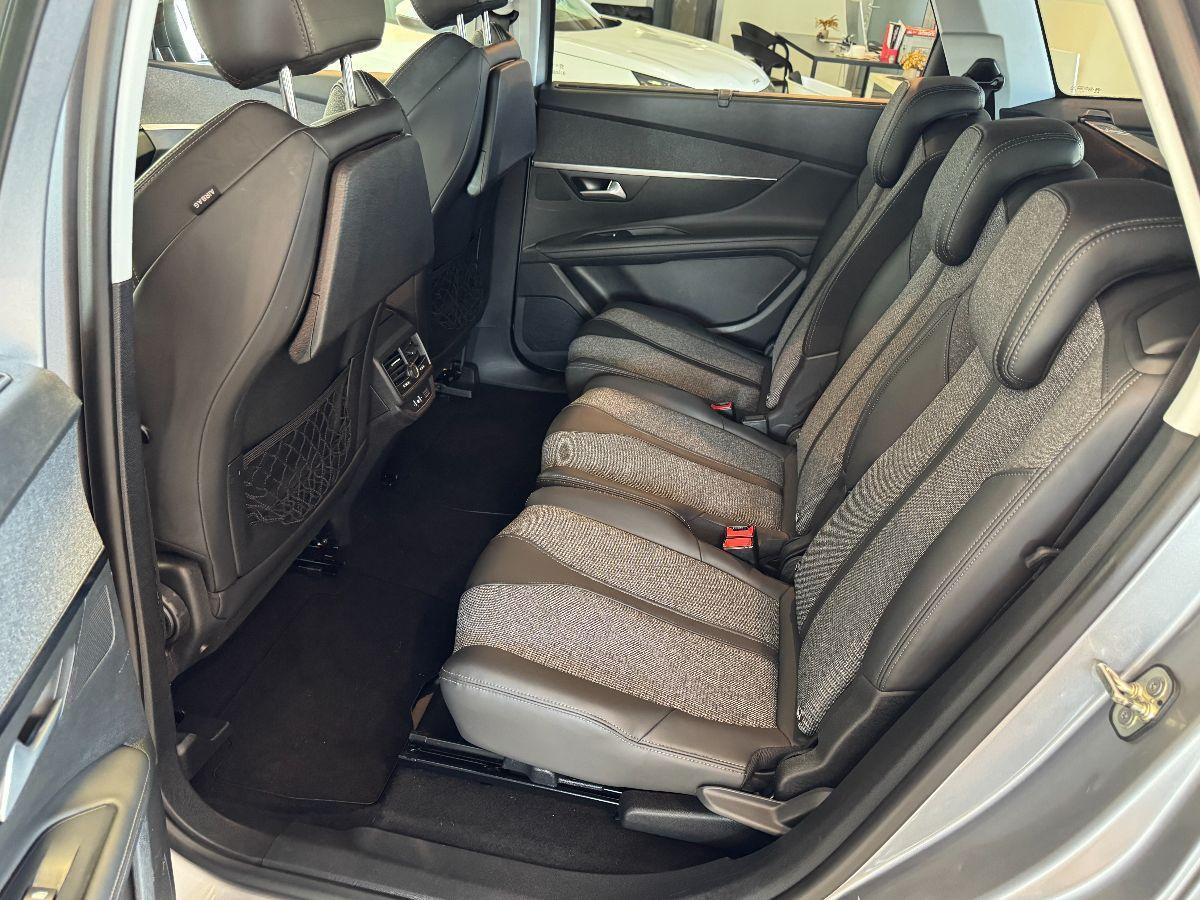 PEUGEOT 5008 1.6 BlueHDi 120cv EAT6 Allure Gancio