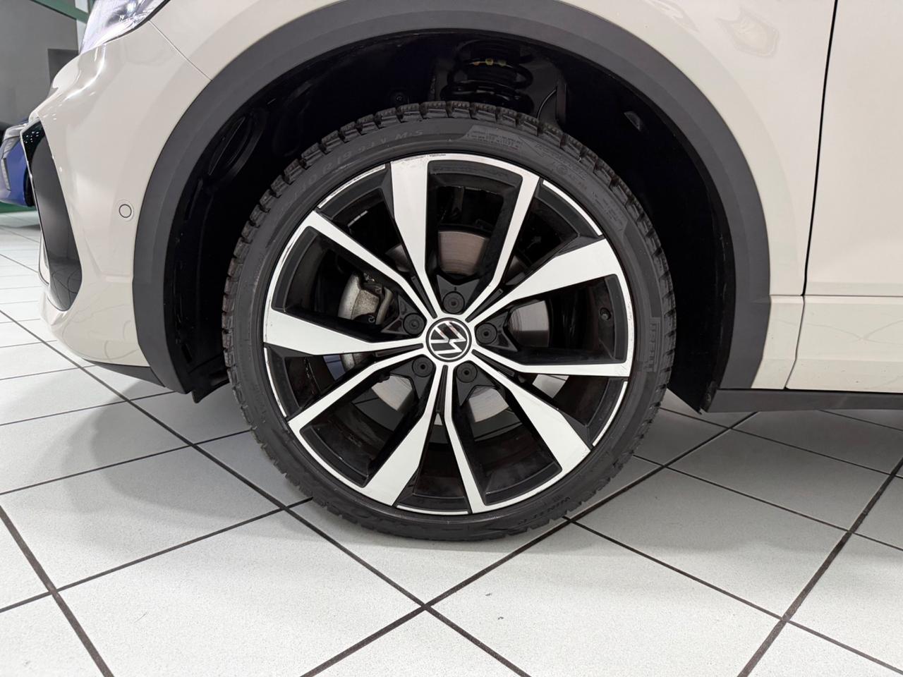 Volkswagen T-Roc 1.5 TSI ACT DSG R-Line