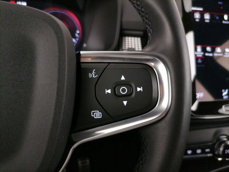 Volvo XC40 1.5 t5 phev R-design auto my21