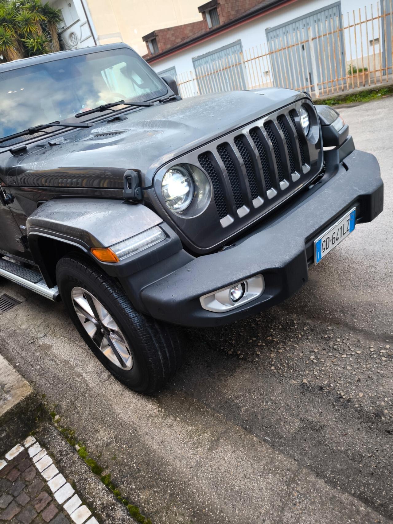 Jeep Wrangler Unlimited 2.2 Mjt II Sahara iper full