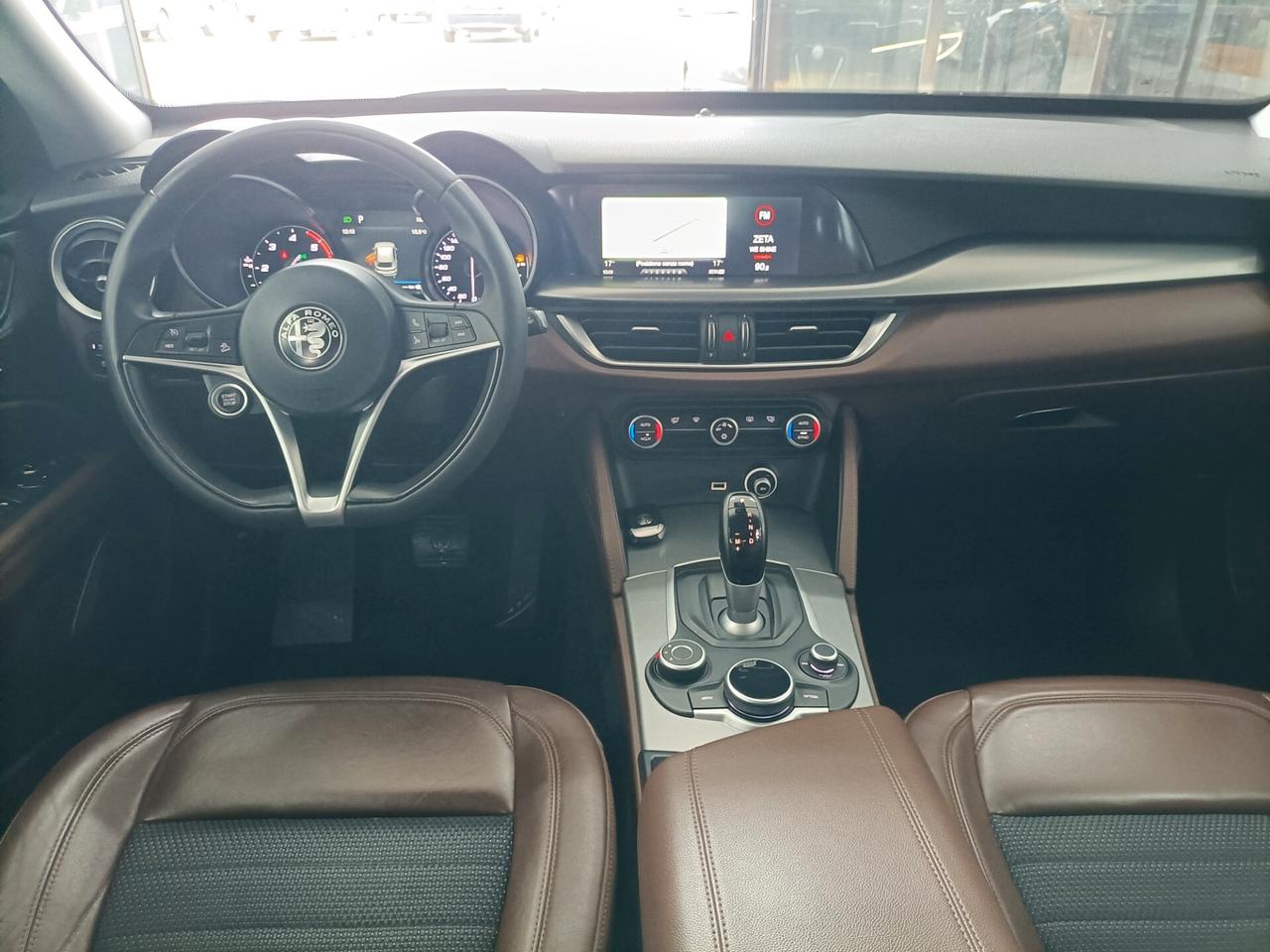 Alfa Romeo Stelvio 2.2 Turbodiesel 180 CV AT8 RWD Executive 06/2017