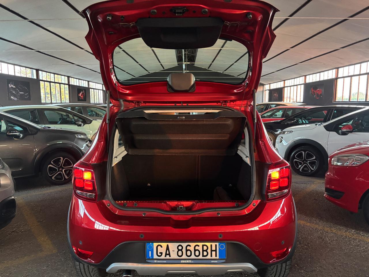 Dacia Sandero Stepway 1.0 TCe 100 CV ECO-G Comfort