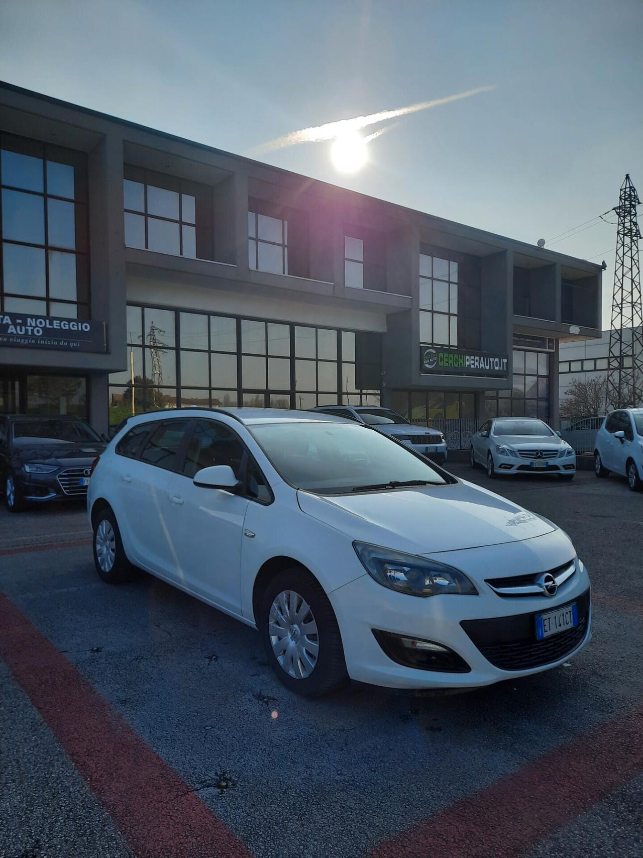 Opel Astra 1.7 CDTI 110CV 5 porte Elective