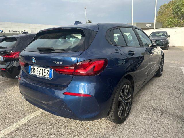 BMW 116 d 5p. Business Advantage