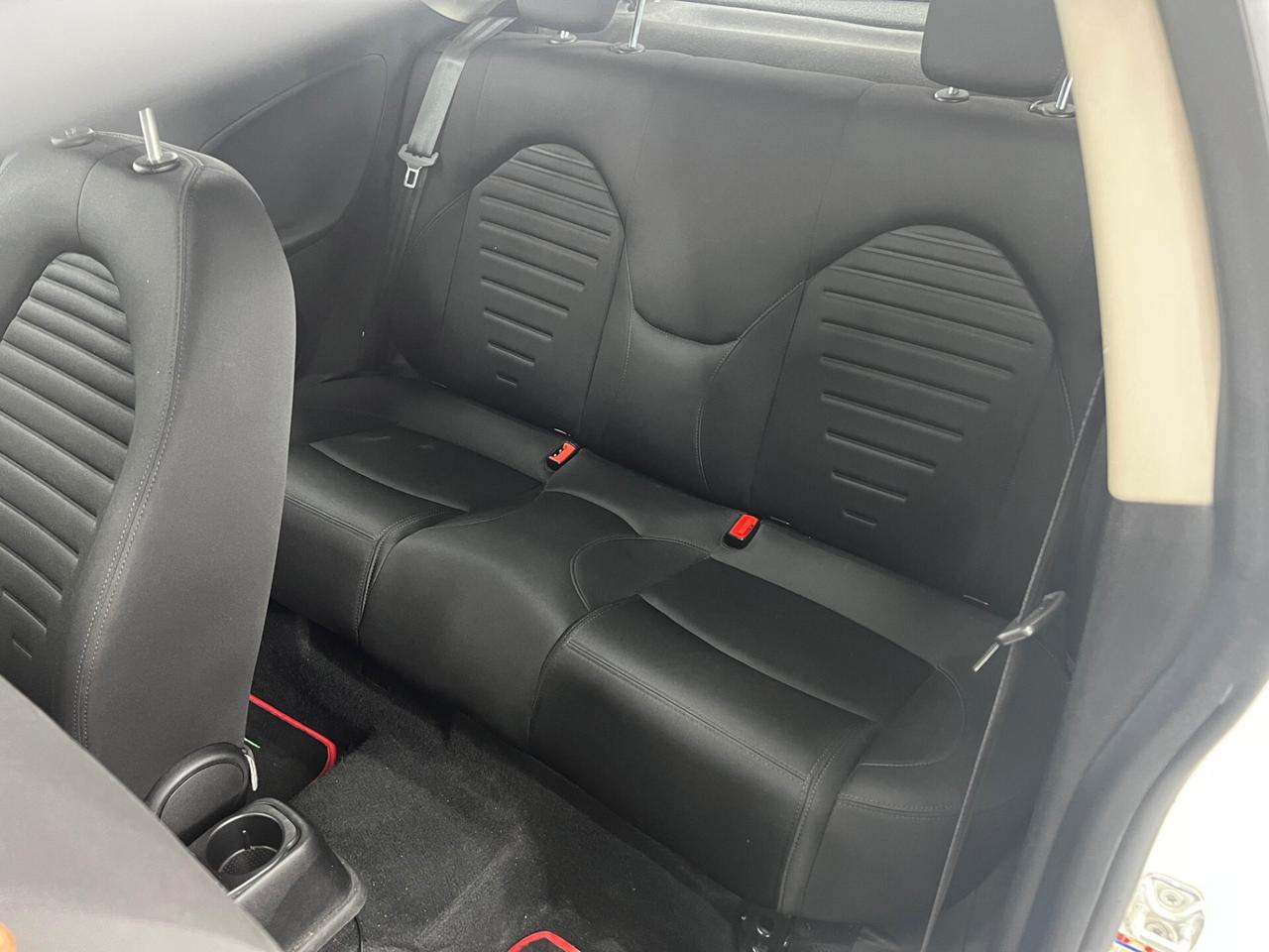 Alfa Romeo MiTo 2017 1.4 Distinctive 78cv E6