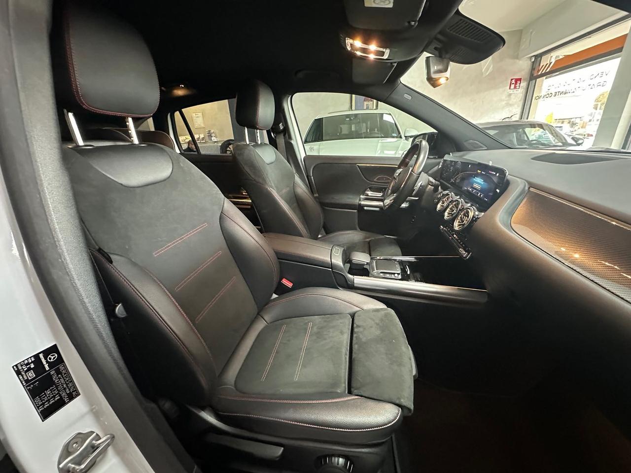 Mercedes-Benz GLA 180 CDI Premium GLA 180 D #8995