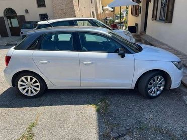 Audi A1 A1 Sportback 1.6 tdi Design s-tronic