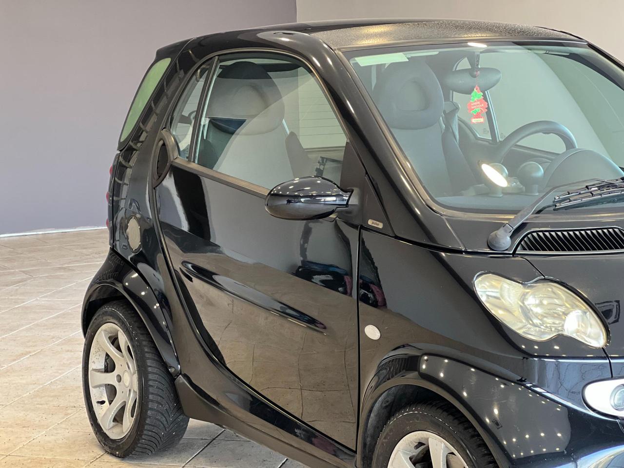 Smart fortwo coupe Fortwo 0.8 cdi Smart&Pulse