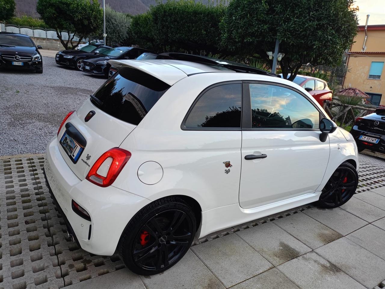 Abarth 595 1.4 Turbo T-Jet 180 CV Competizione
