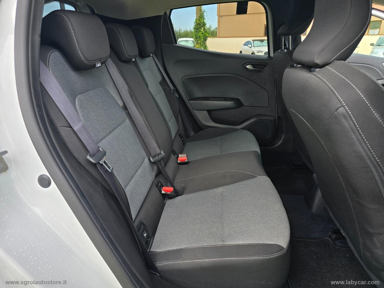 MITSUBISHI Colt 1.0L turbo 90 CV Invite