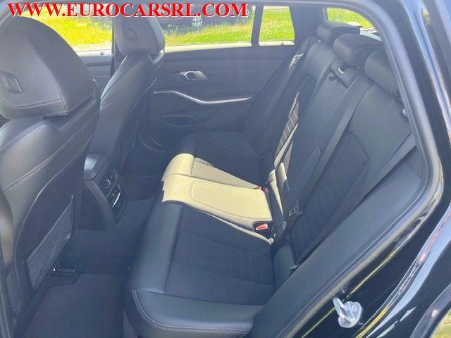 BMW 318 d 48V Touring Sport + Gancio Traino