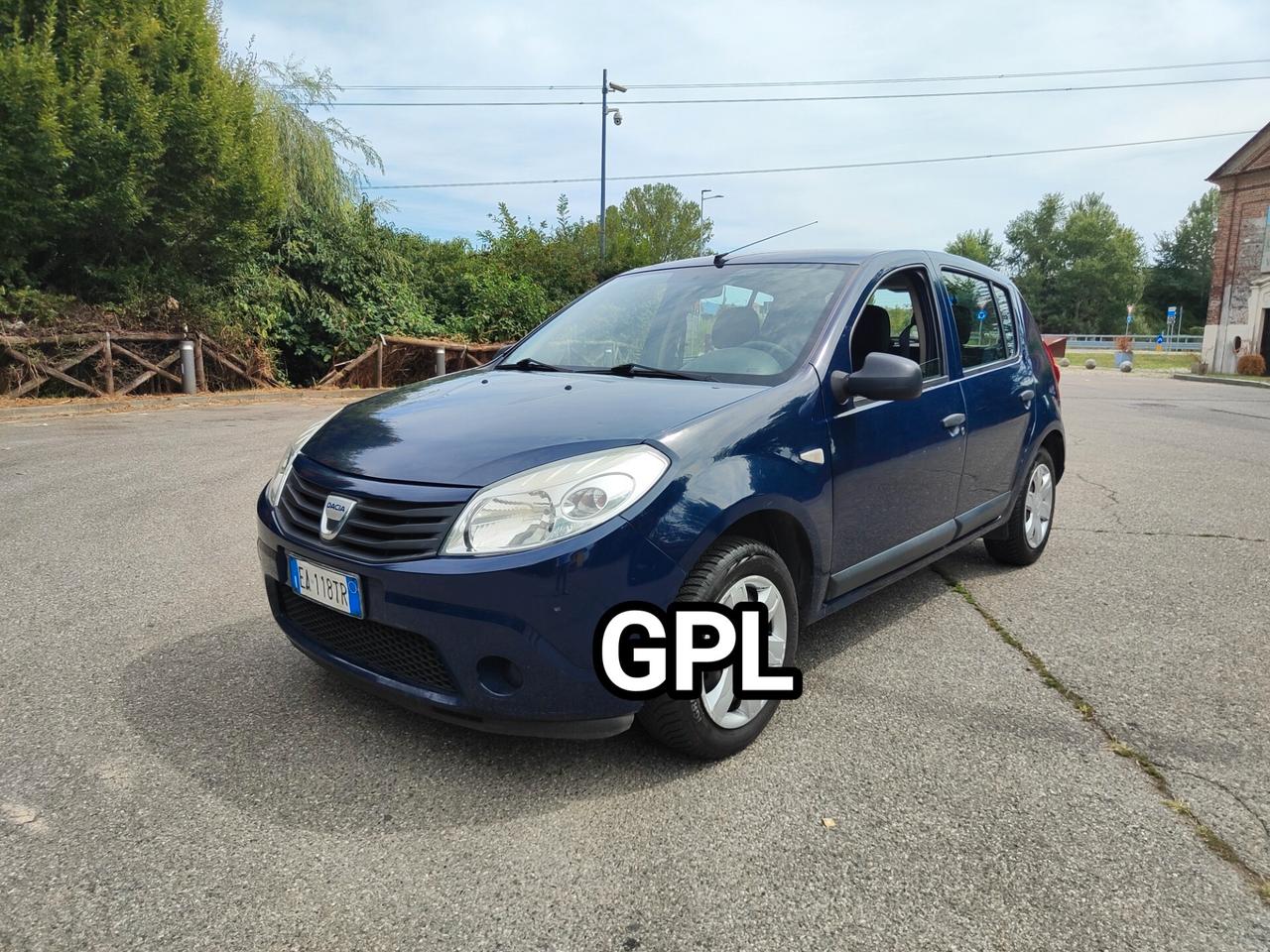 Dacia Sandero 1.4 benzina GPL