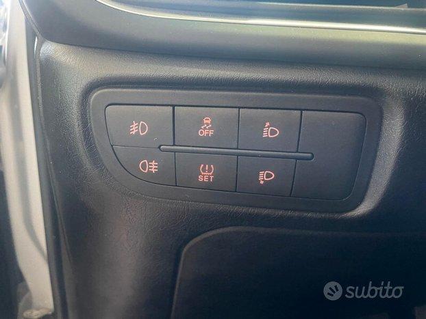 FIAT Tipo (2015-->) Tipo 1.6 Mjt S&S DCT SW Lounge