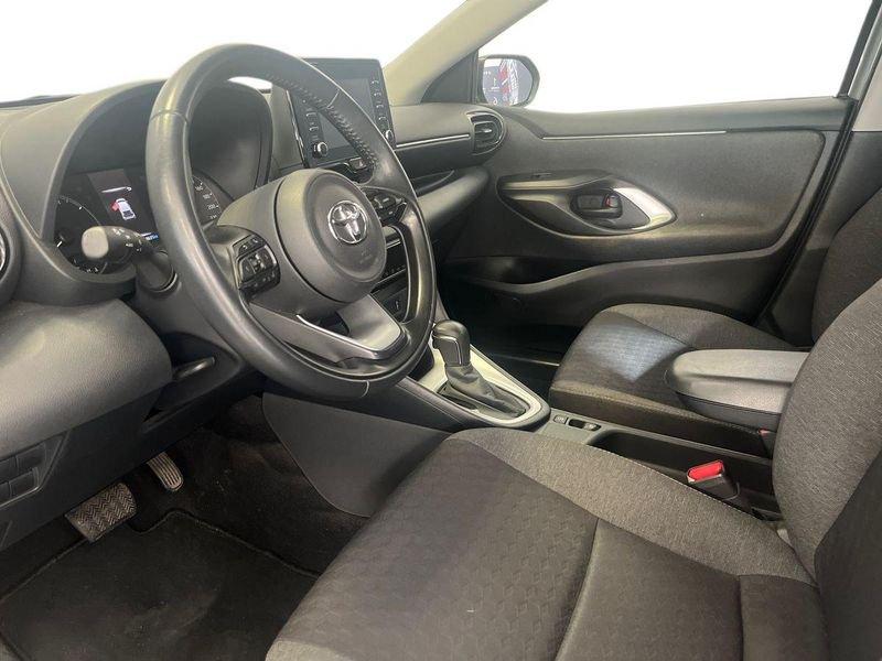 Toyota Yaris Hybrid Active MY22