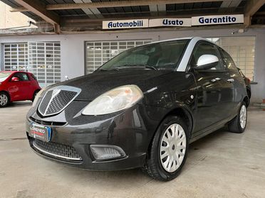 Lancia Ypsilon 3 Porte Ypsilon 1.2 8v Argento