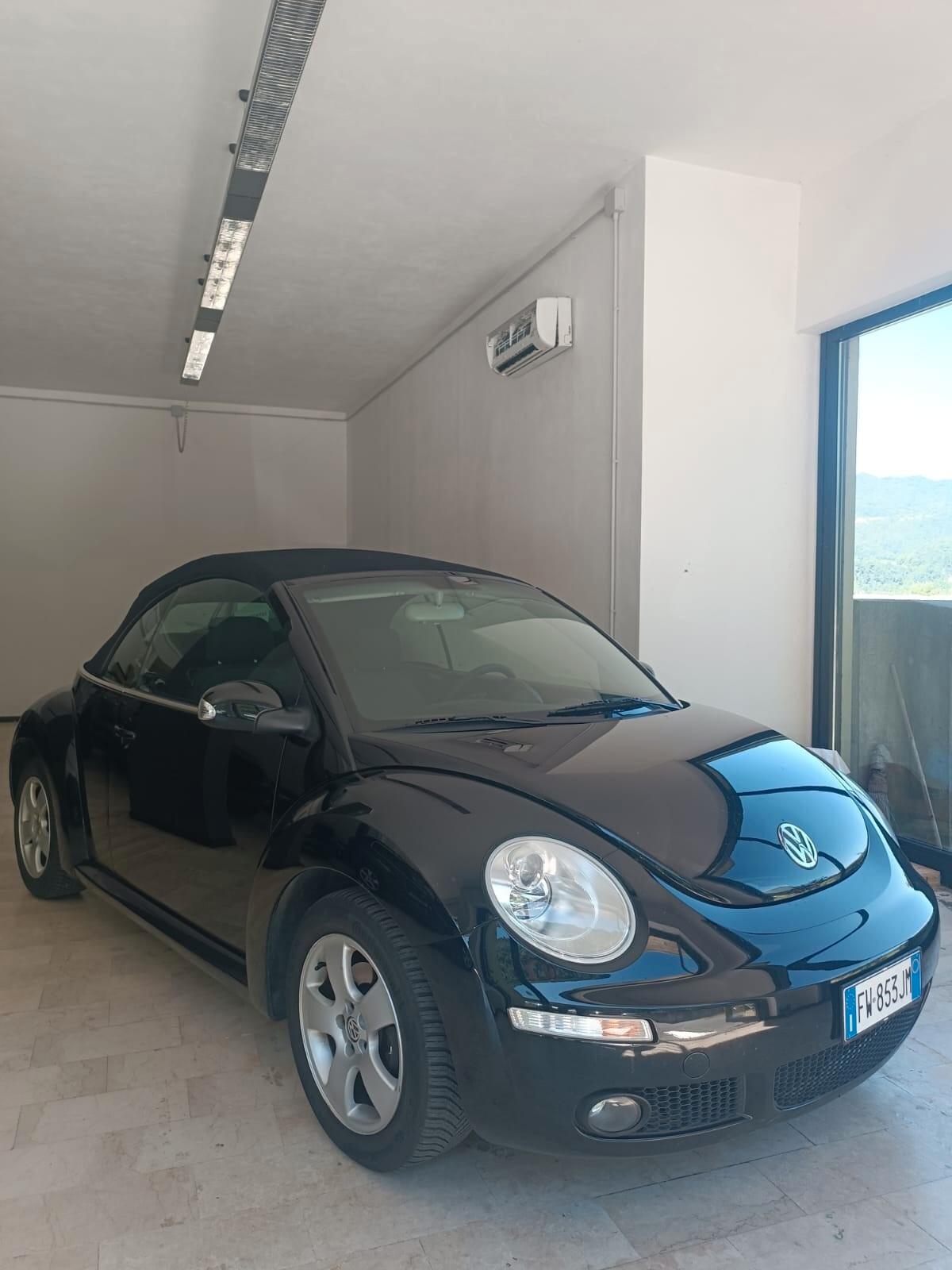 Volkswagen New Beetle 1.4 16V Cabrio OK NEOPATENTATI
