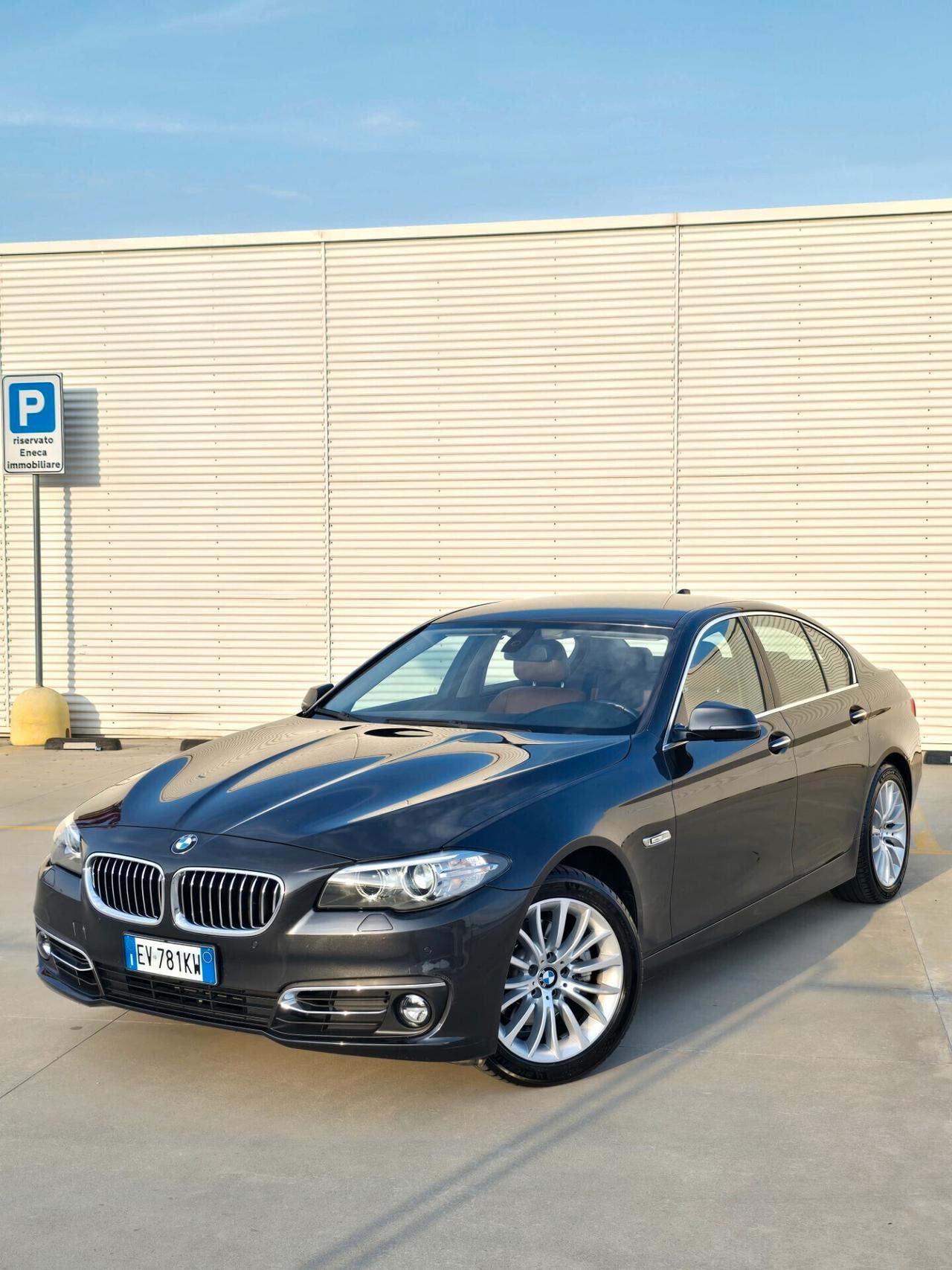 Bmw 520 525d xDrive Luxury
