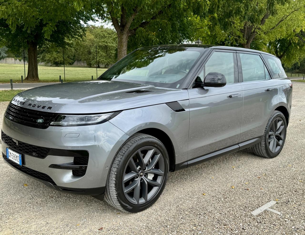 Land Rover Range Sport 3000 V6 PLUG IN-440 CV-TOP PREZZO EU