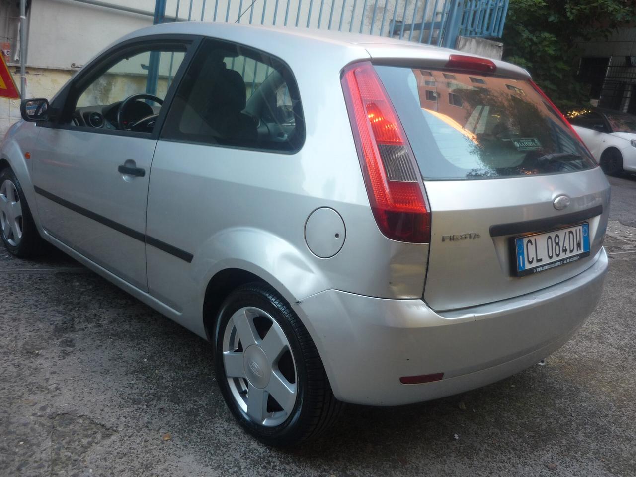 Ford Fiesta 1.2 16V 3p. Ghia