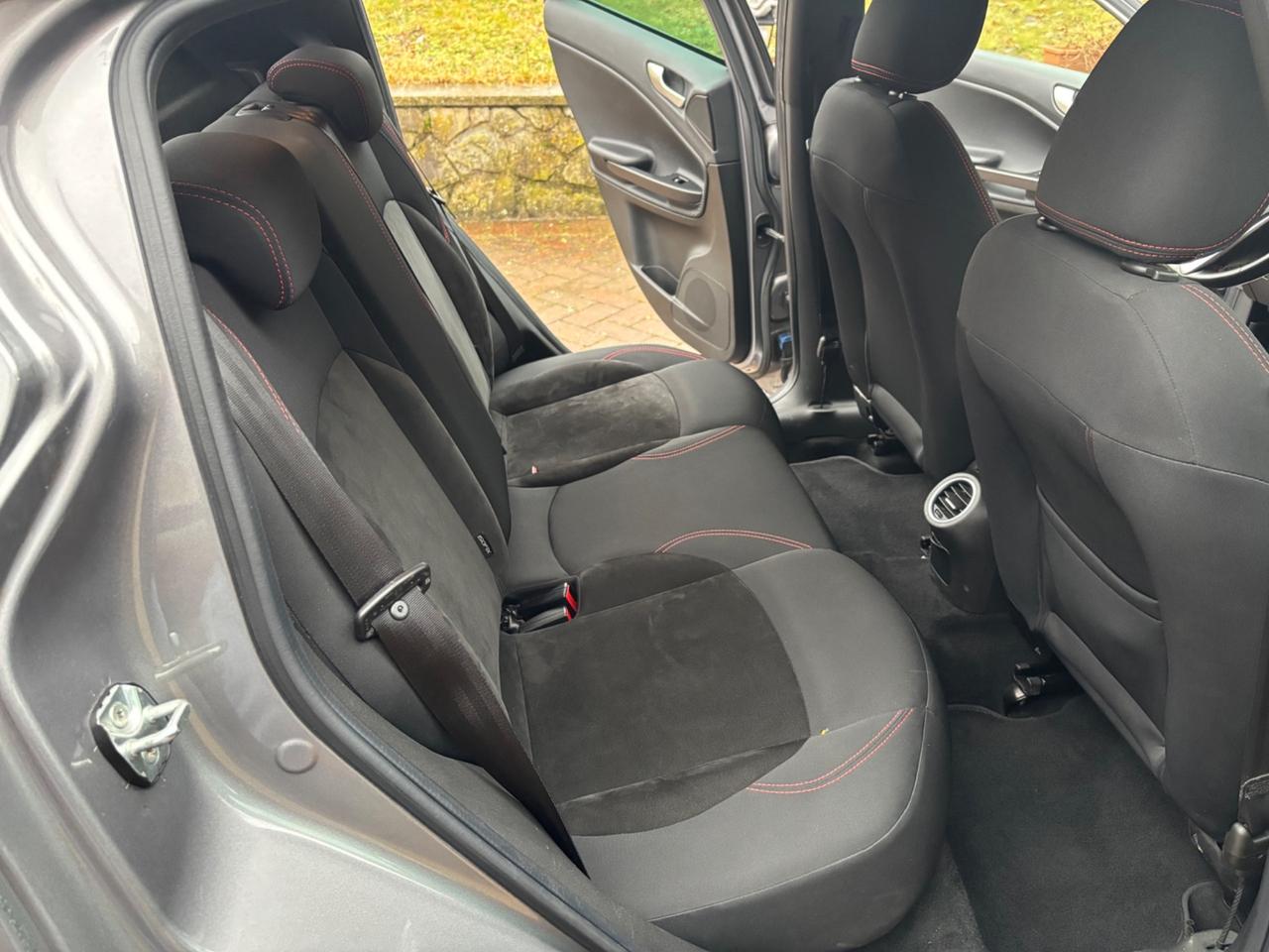 Alfa Romeo Giulietta 1.6 JTDm-2 120 CV